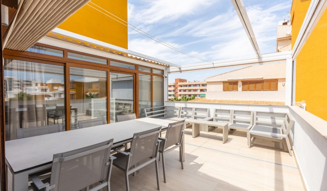 Resale - Apartment - Torrevieja - Punta Prima