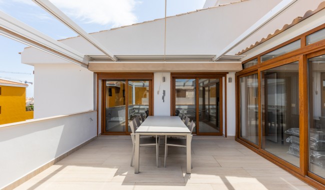 Resale - Apartment - Torrevieja - Punta Prima