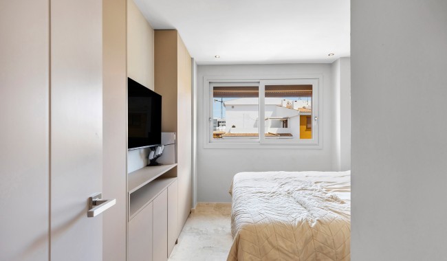 Resale - Apartment - Torrevieja - Punta Prima