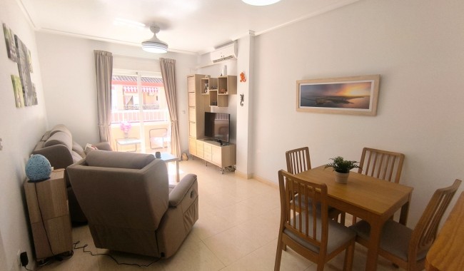 Segunda mano - Apartamento - Algorfa