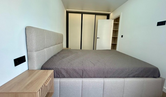 Sprzedaż - Apartament - Torrevieja - Punta prima