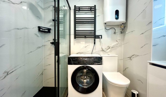 Sprzedaż - Apartament - Torrevieja - Punta prima
