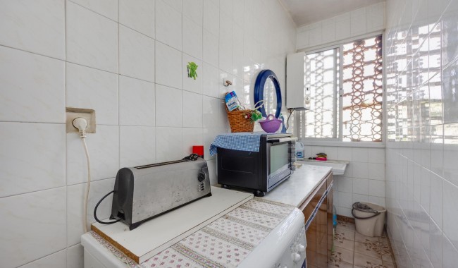 Sprzedaż - Apartament - Torrevieja - Playa de La Acequion