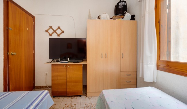Sprzedaż - Apartament - Torrevieja - Playa de La Acequion