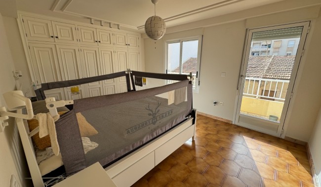 Segunda mano - Apartamento - Guardamar - Pueblo