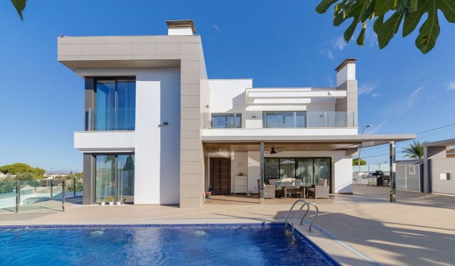 Brukt - Villa - Torrevieja - Los Balcones