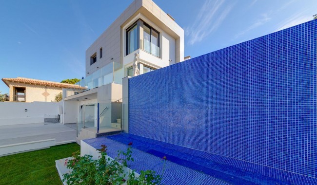 Brukt - Villa - Torrevieja - Los Balcones