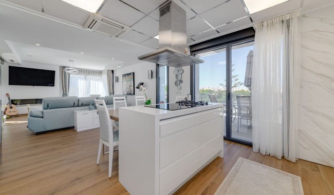 Brukt - Villa - Torrevieja - Los Balcones