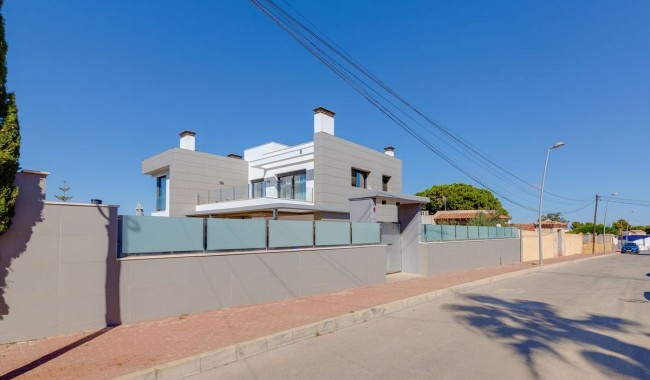 Brukt - Villa - Torrevieja - Los Balcones