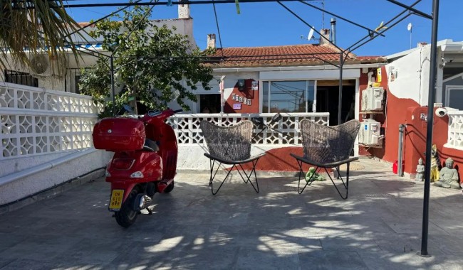 Sprzedaż - Apartament - Torrevieja - La Torreta III