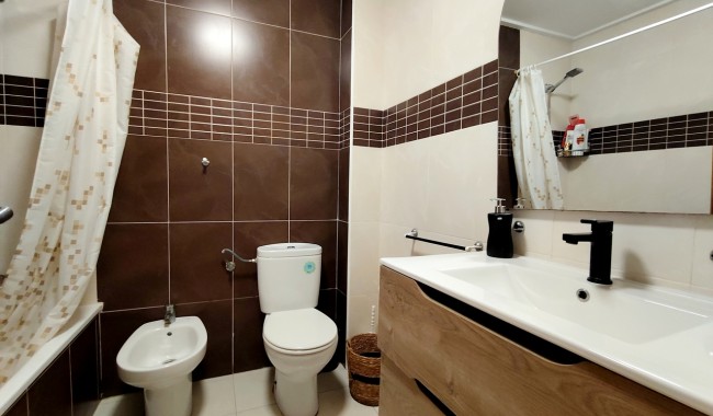 Resale - Apartment - Torrevieja