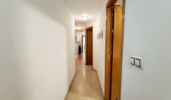 Resale - Apartment - Torrevieja