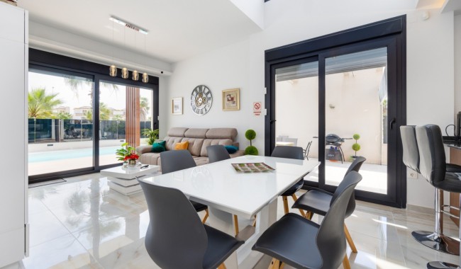 Brukt - Villa - Orihuela - Cabo Roig