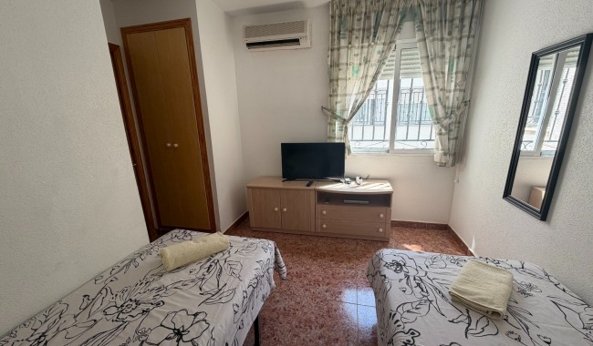 Segunda mano - Apartamento - Orihuela - Entre Naranjos Vistabella