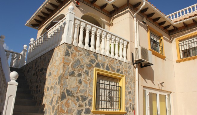 Brukt - Villa - Orihuela Costa - Costa Blanca