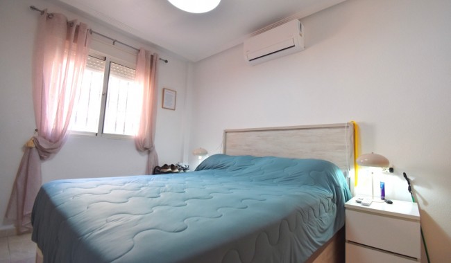 Sprzedaż - Apartament - Orihuela costa - Playa Flamenca