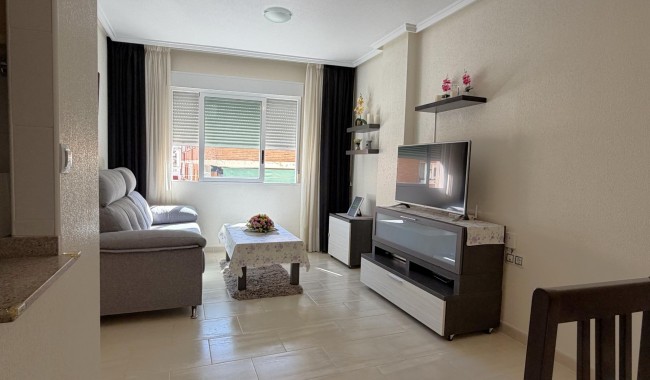 Sprzedaż - Apartament - Torrevieja - El Molino