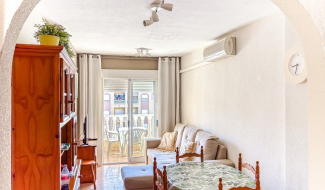 Sprzedaż - Apartament - Torrevieja - Parque de las Naciones