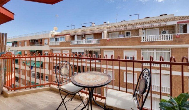 Sprzedaż - Apartament - Torrevieja - Torrevieja C