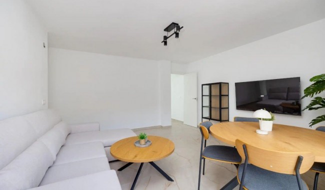 Sprzedaż - Apartament - Torrevieja - Torrevieja C