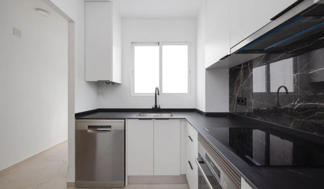Sprzedaż - Apartament - Torrevieja - Torrevieja C
