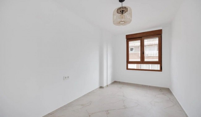 Sprzedaż - Apartament - Torrevieja - Torrevieja C