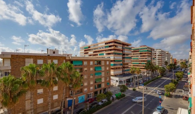 Sprzedaż - Apartament - Torrevieja - Torrevieja C