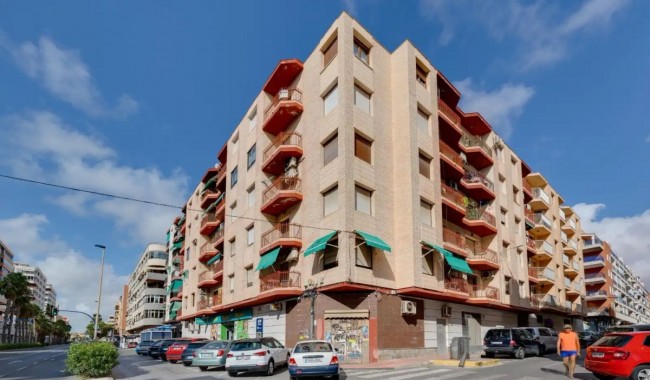 Sprzedaż - Apartament - Torrevieja - Torrevieja C