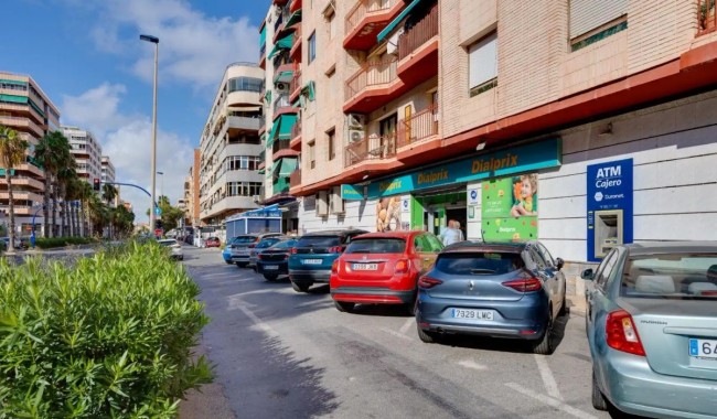 Sprzedaż - Apartament - Torrevieja - Torrevieja C