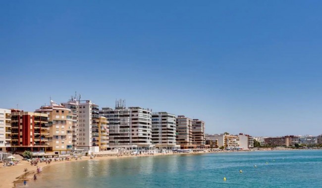 Sprzedaż - Apartament - Torrevieja - Torrevieja C