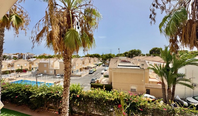 Sprzedaż - Apartament - Torrevieja - Punta prima