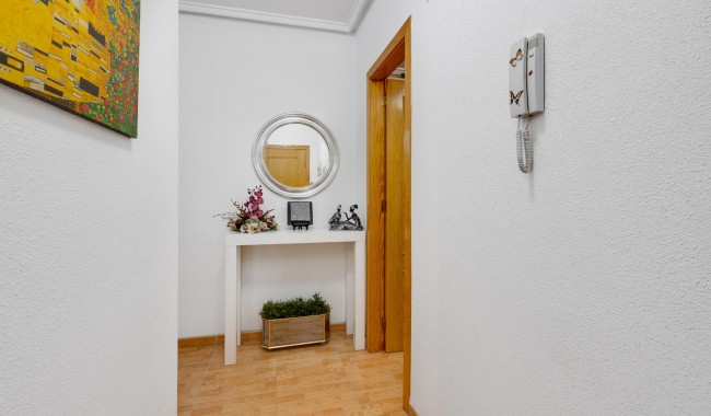 Sprzedaż - Apartament - Torrevieja - Playa de La Acequion