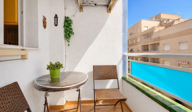 Sprzedaż - Apartament - Torrevieja - Playa de La Acequion
