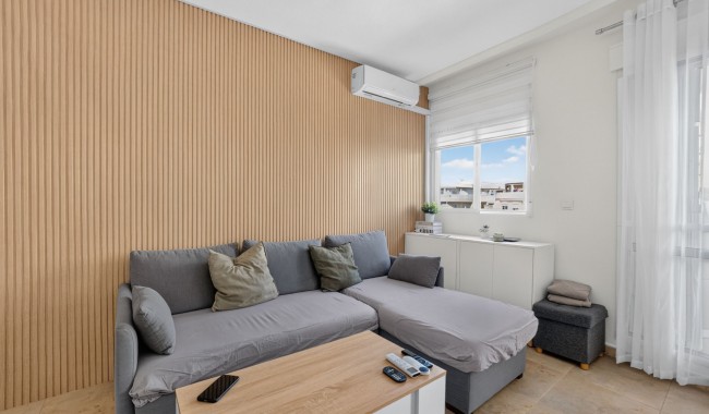 Sprzedaż - Apartament - Torrevieja - Centro