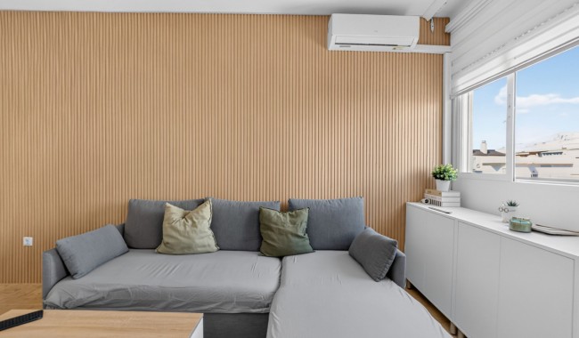 Sprzedaż - Apartament - Torrevieja - Centro
