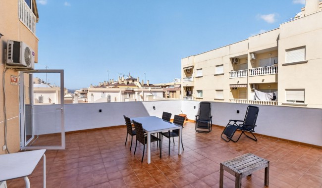 Sprzedaż - Apartament - Torrevieja - Centro