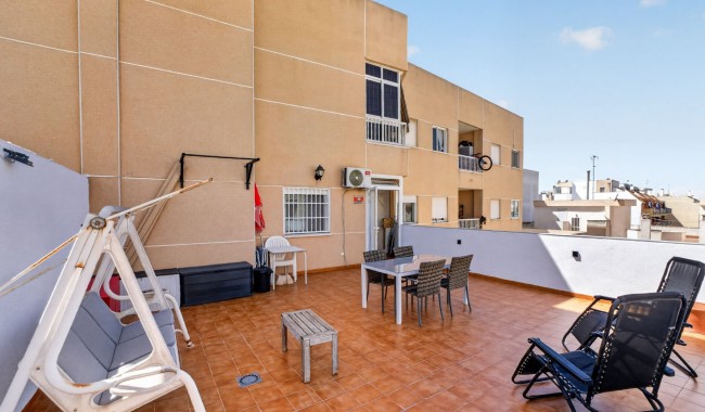 Sprzedaż - Apartament - Torrevieja - Centro