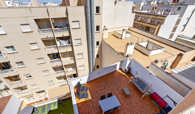 Sprzedaż - Apartament - Torrevieja - Centro