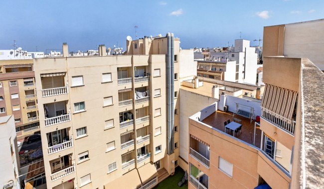 Sprzedaż - Apartament - Torrevieja - Centro