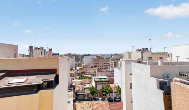 Sprzedaż - Apartament - Torrevieja - Centro