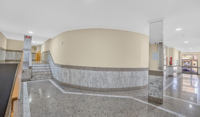 Sprzedaż - Apartament - Torrevieja - Centro