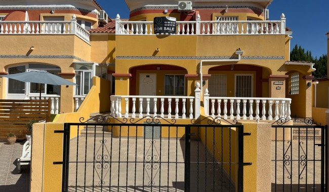 Resale - Townhouse - Orihuela Costa - La Regia