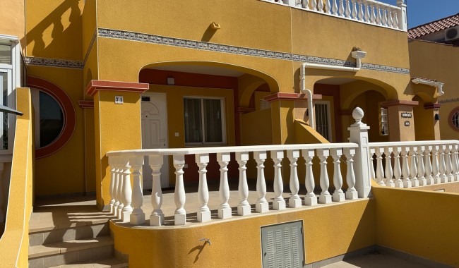Resale - Townhouse - Orihuela Costa - La Regia