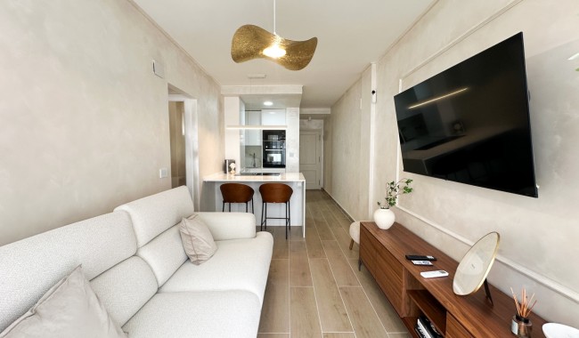 Resale - Apartment - Torrevieja - Centro