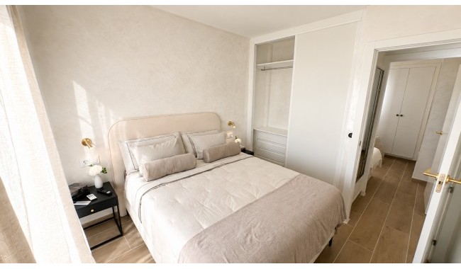 Resale - Apartment - Torrevieja - Centro
