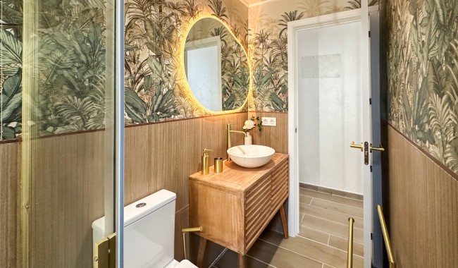 Resale - Apartment - Torrevieja - Centro