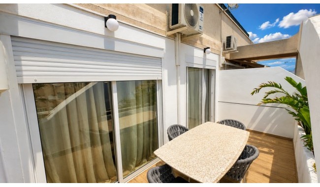 Resale - Apartment - Torrevieja - Centro