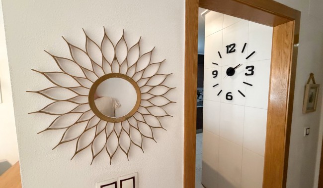 Resale - Apartment - Torrevieja - Centro