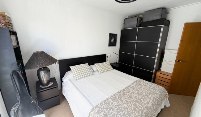 Resale - Apartment - Torrevieja - Centro