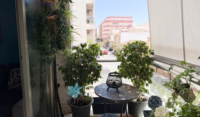 Resale - Apartment - Torrevieja - Centro